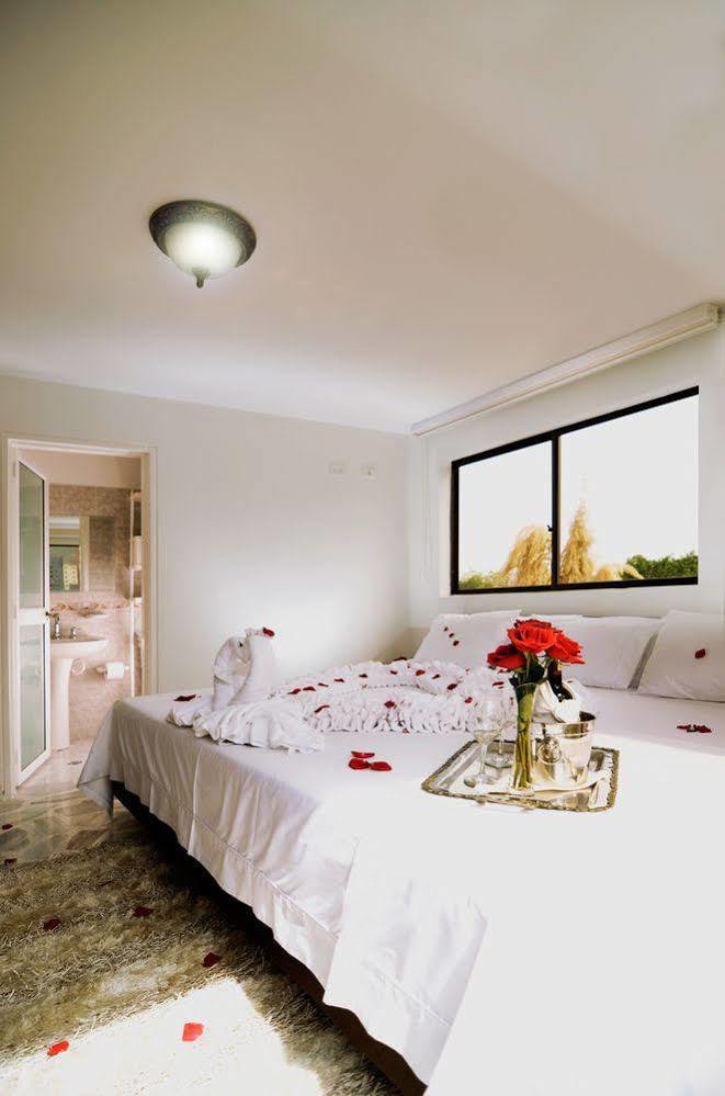 Hotel Flamingo Cali Buitenkant foto