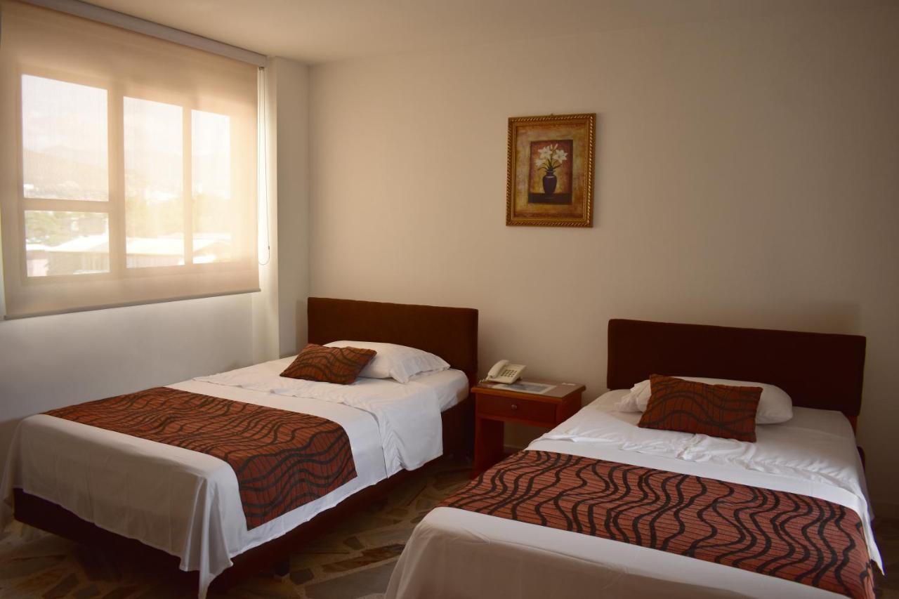 Hotel Flamingo Cali Buitenkant foto